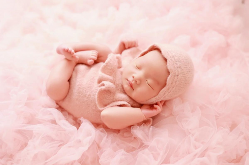 灵宝宝宝睡觉额头出汗